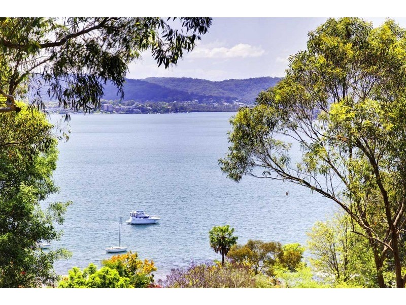 84 The Corso, Saratoga NSW 2251