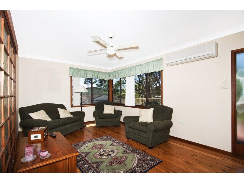 63 Kincumber Crescent, Davistown NSW 2251