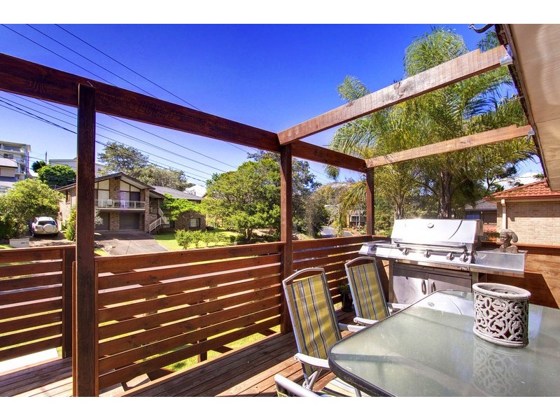 75 Surf Rider Avenue, North Avoca NSW 2260