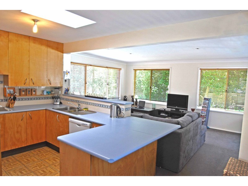 75 Surf Rider Avenue, North Avoca NSW 2260