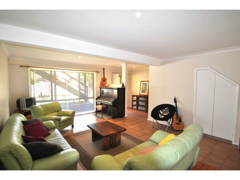 75 Surf Rider Avenue, North Avoca NSW 2260