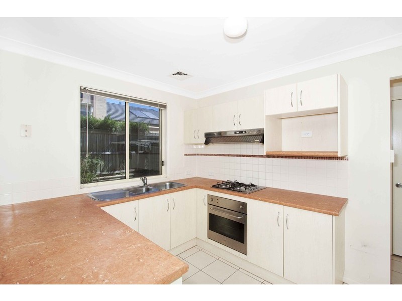 7 Wingello Cres, Wyoming NSW 2250