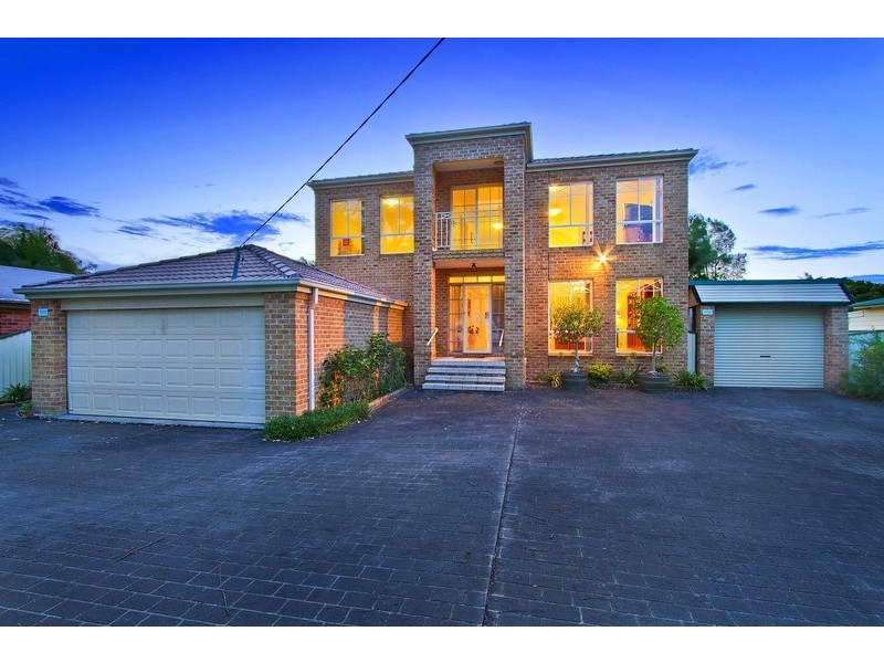 9 Mimosa Av, Saratoga NSW 2251