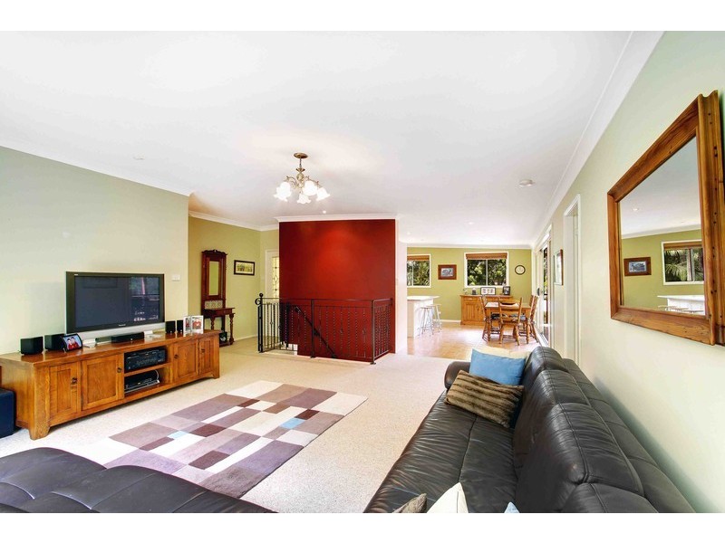 43 Oak Road, Matcham NSW 2250