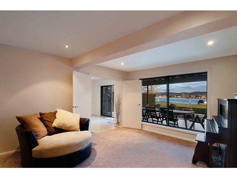 9 McCauley Street, Davistown NSW 2251