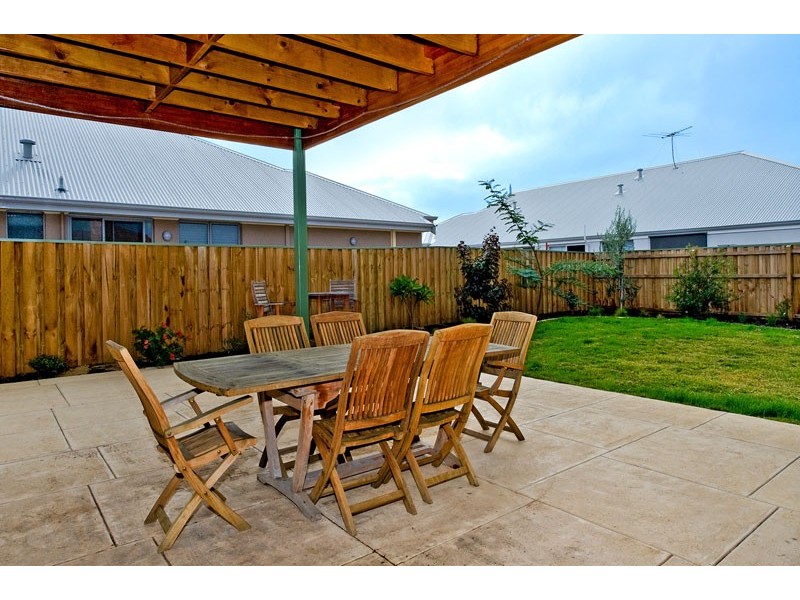 9  LONGVIEW WAY, The Vines WA 6069