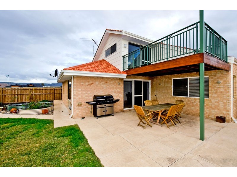 9  LONGVIEW WAY, The Vines WA 6069