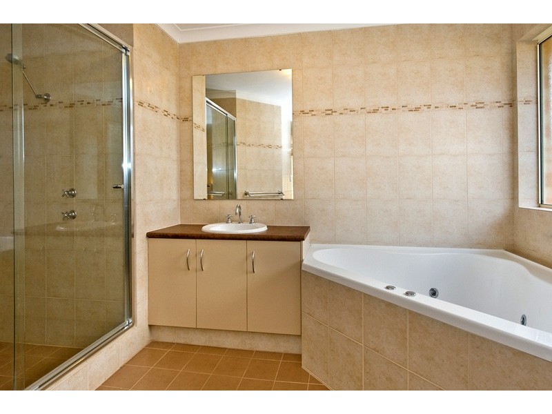 9  LONGVIEW WAY, The Vines WA 6069