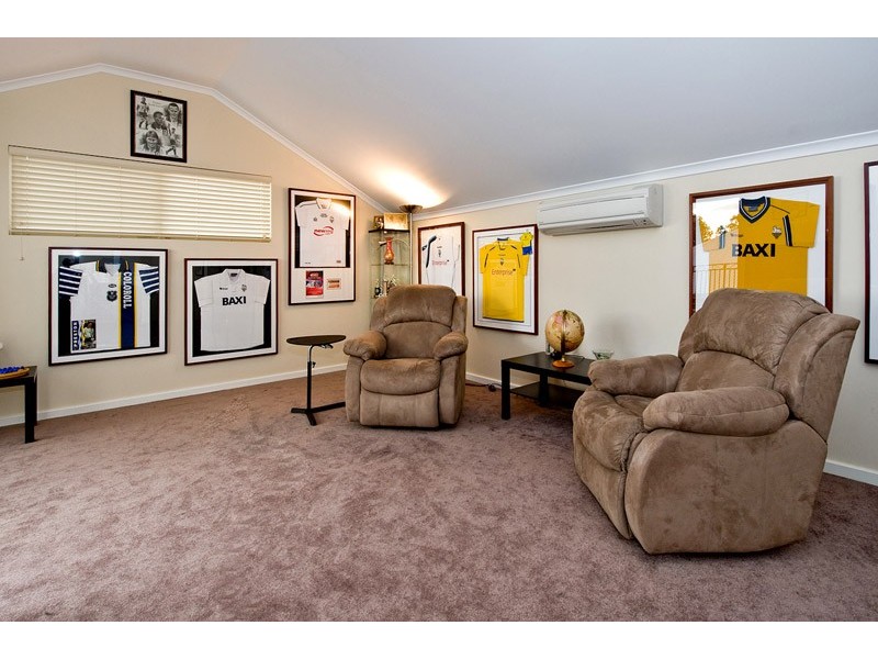 9  LONGVIEW WAY, The Vines WA 6069