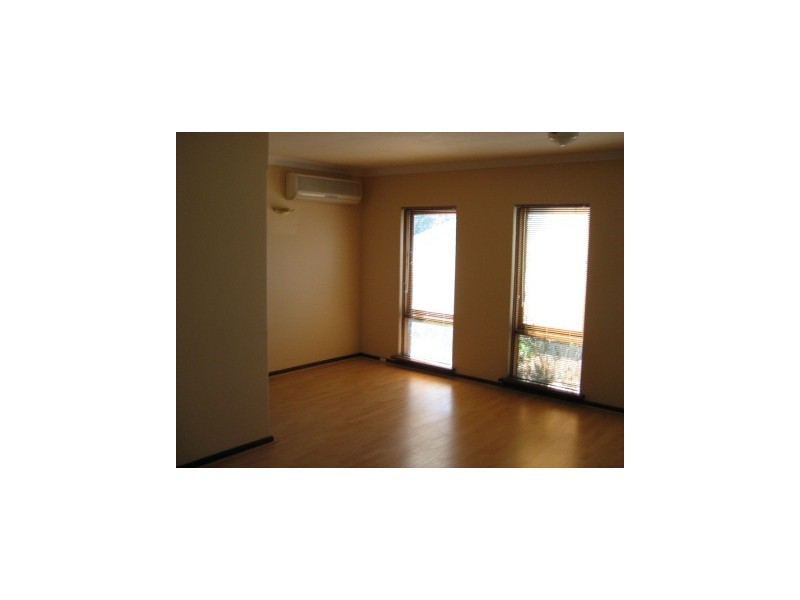 58 Dutton Crescent, Hamersley WA 6022