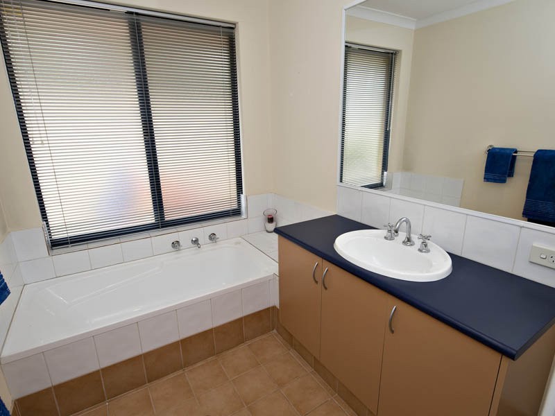 59 Henning Crescent, Manning WA 6152