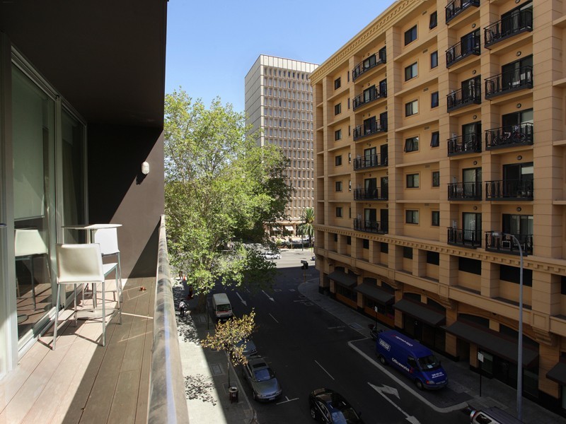 14/8 Victoria Ave, Perth WA 6000