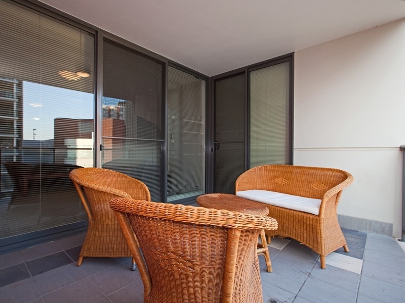 62/128 Adelaide Tce, Perth WA 6000