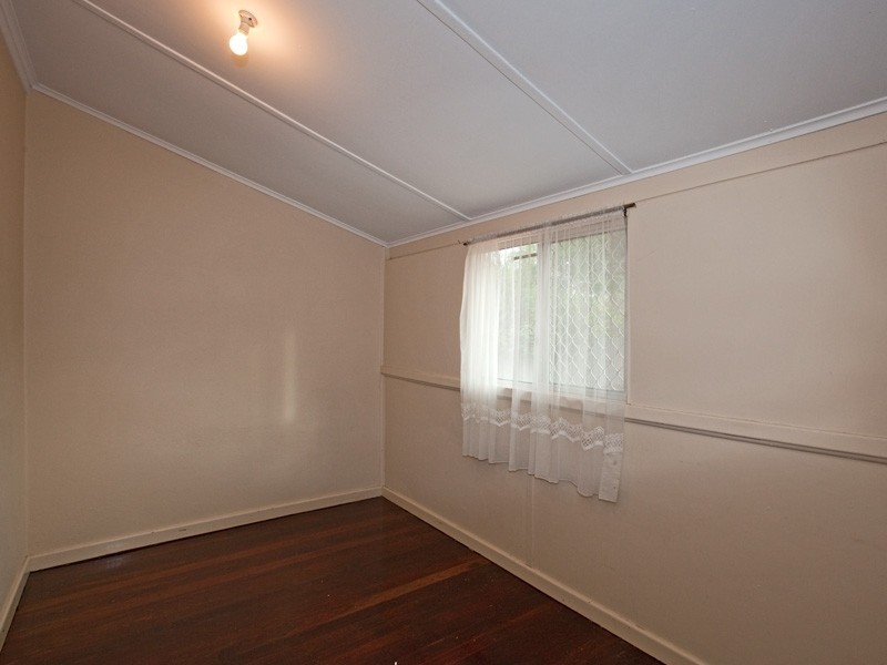 126 Manning Road, Manning WA 6152