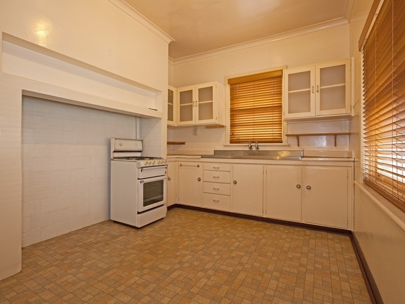 72 Ryrie Road, Como WA 6152