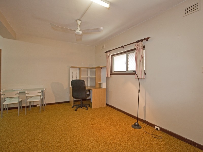 1/126 Terrace Rd, Perth WA 6000