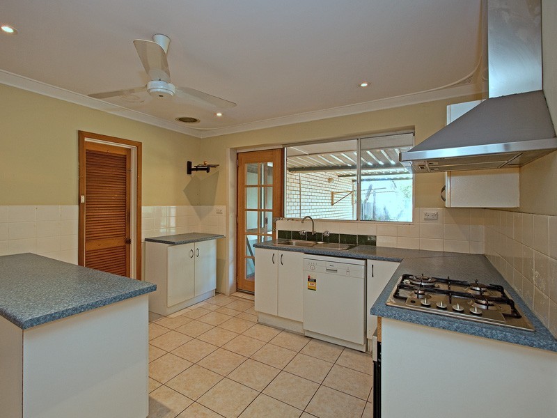 16 Mandora Way, Riverton WA 6148