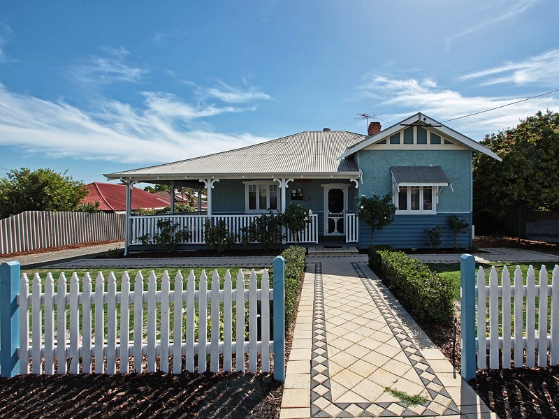 1  Third Ave, Bassendean WA 6054