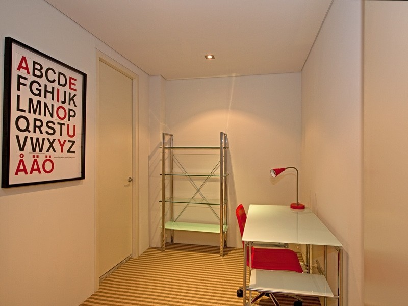 3/8 Victoria Ave, Perth WA 6000