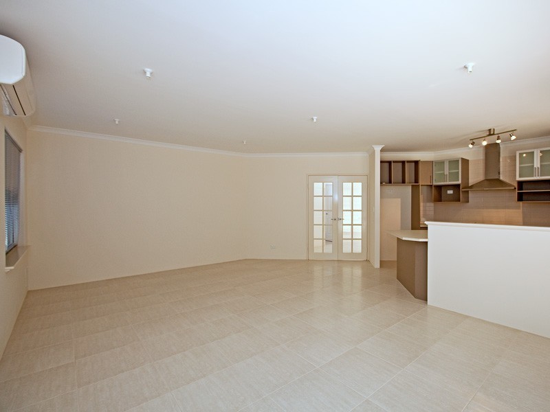 1/50 Katanning Street, Bayswater WA 6053