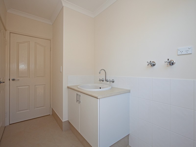 1/50 Katanning Street, Bayswater WA 6053