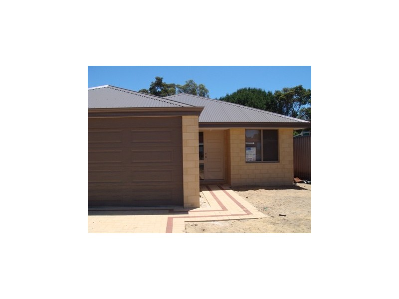 2A Gollan Pl, Coodanup WA 6210