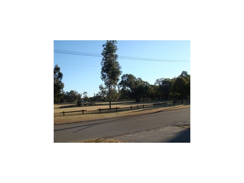 40 Gallagher Street, Eden Hill WA 6054