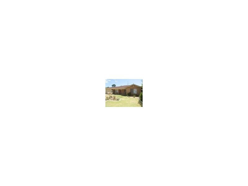 4 Lydia Place, Greenfields WA 6210