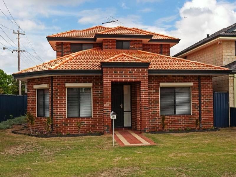 20C Orpington Street, Cloverdale WA 6105