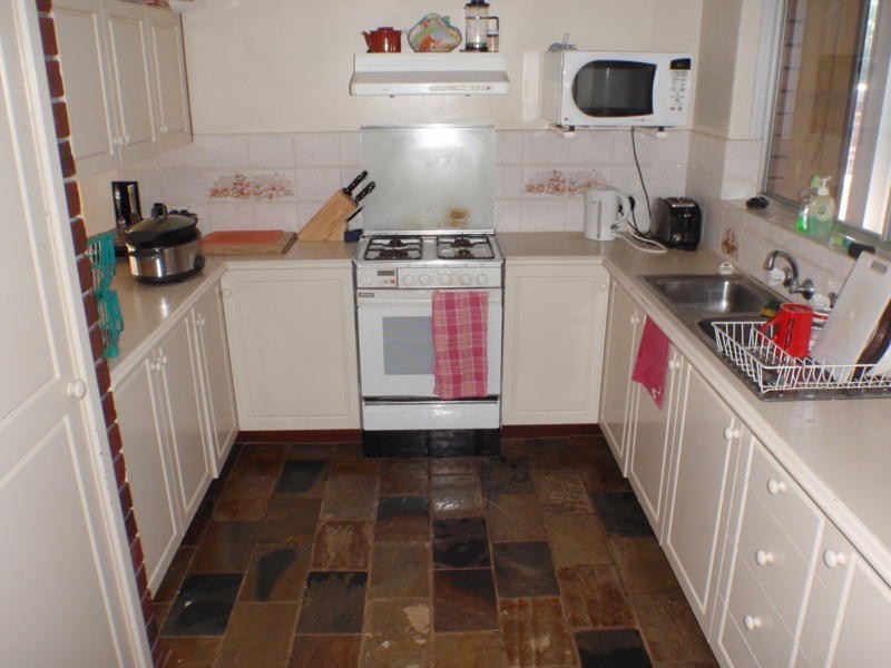 8 Gaunt Road, Spearwood WA 6163