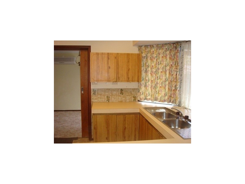 10 Waikiki Road, Safety Bay WA 6169