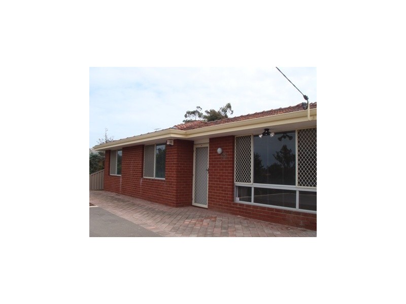 18 Nineham Avenue, Spearwood WA 6163