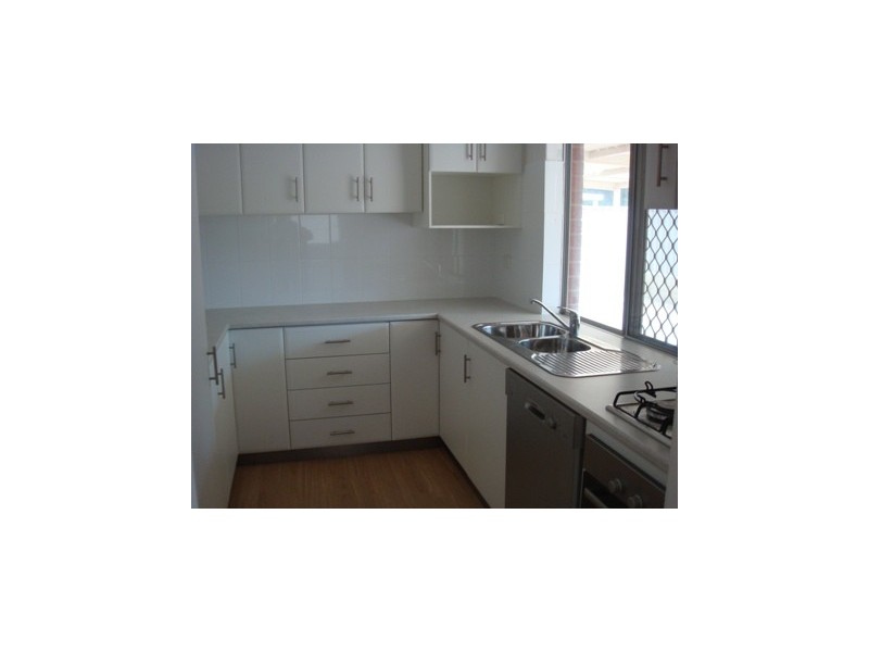 18 Nineham Avenue, Spearwood WA 6163