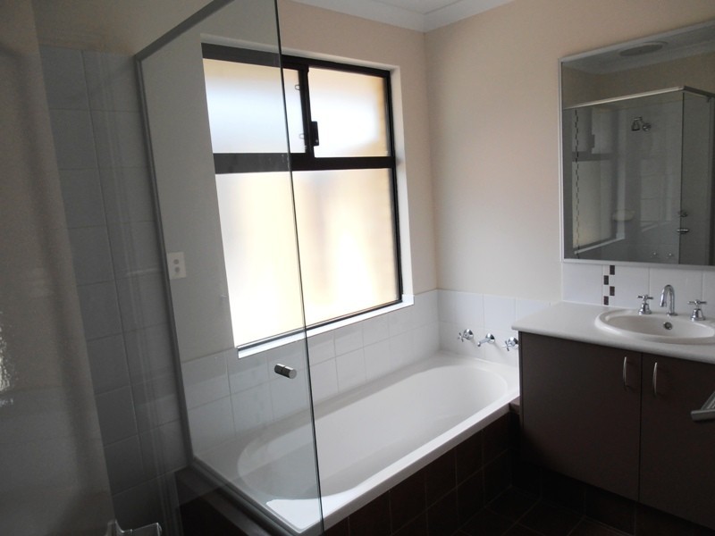 1/146 Knutsford Avenue, Rivervale WA 6103