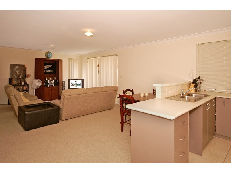 93/27 Meadow Springs Drive, Meadow Springs WA 6210