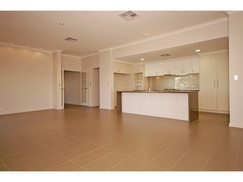 3 Alaska Crescent, Southern River WA 6110