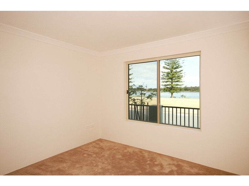 1/28 Vivaldi Drive, Mandurah WA 6210