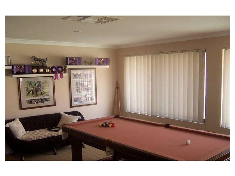 36 Baycliff Turn, Waikiki WA 6169