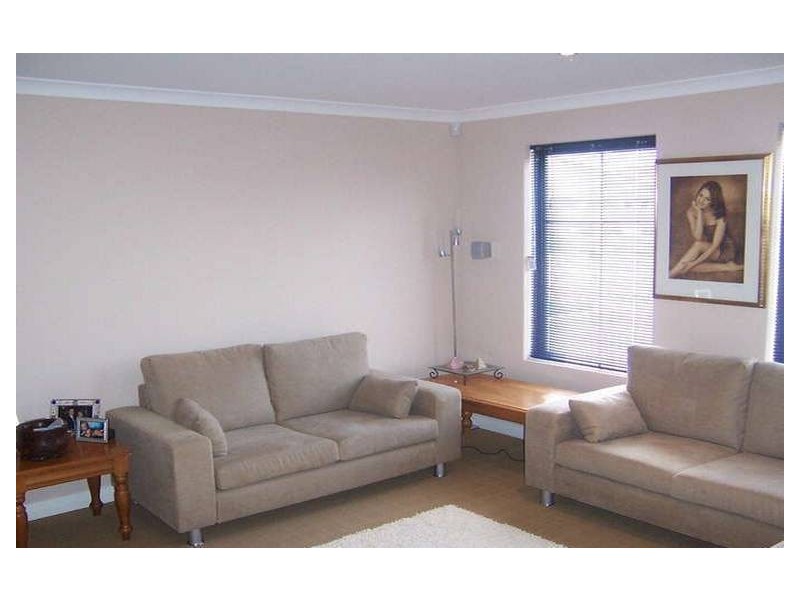 36 Baycliff Turn, Waikiki WA 6169