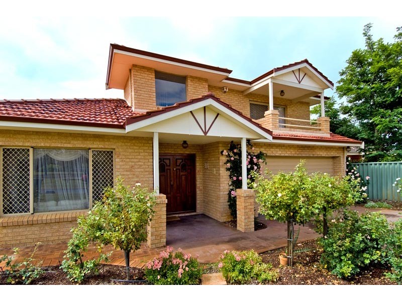 12 doneraile court, Waterford WA 6152