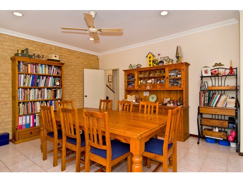 12 doneraile court, Waterford WA 6152