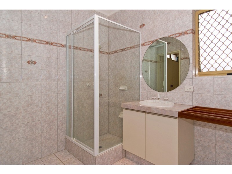 12 doneraile court, Waterford WA 6152