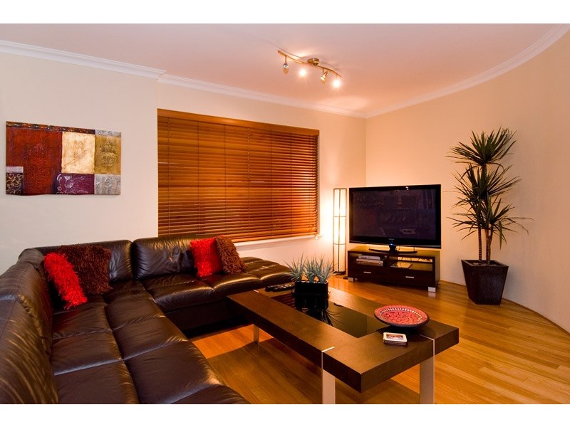 62 Stonewall Circuit, Landsdale WA 6065