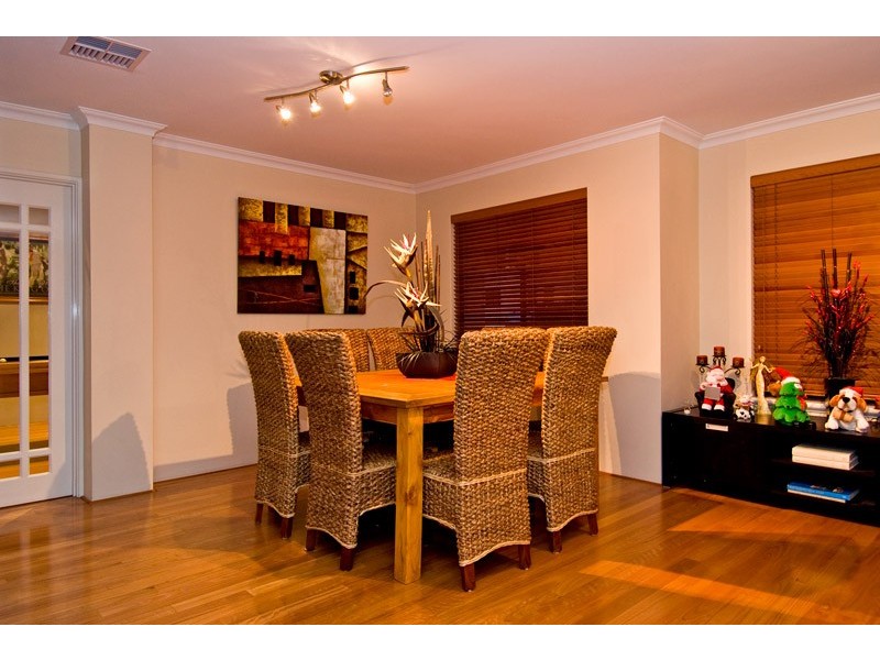 62 Stonewall Circuit, Landsdale WA 6065