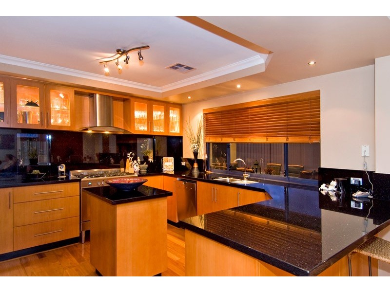 62 Stonewall Circuit, Landsdale WA 6065