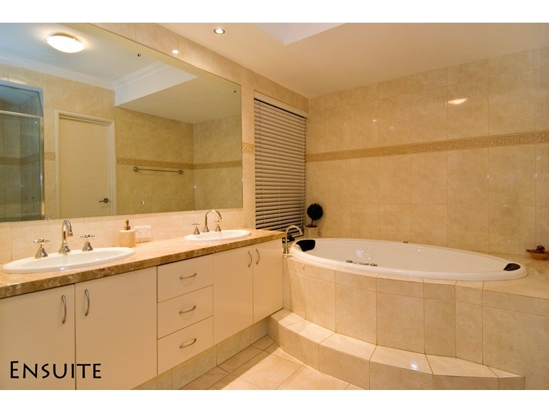 62 Stonewall Circuit, Landsdale WA 6065