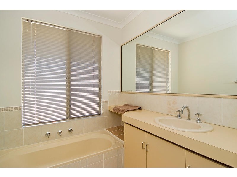 10A Pether Road, Manning WA 6152