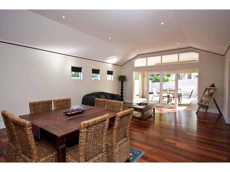 22 Parker Street, Bassendean WA 6054