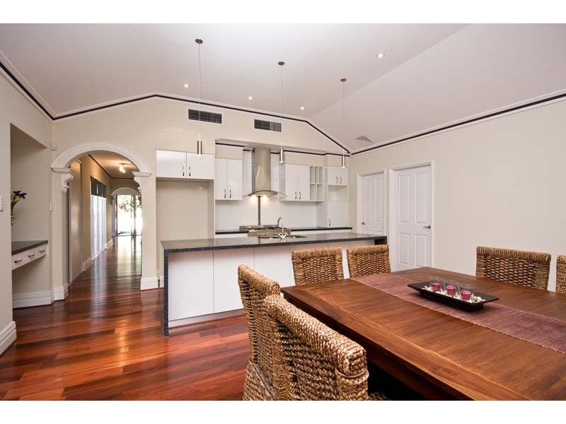 22 Parker Street, Bassendean WA 6054