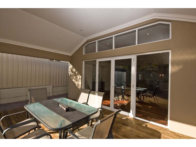 22 Parker Street, Bassendean WA 6054